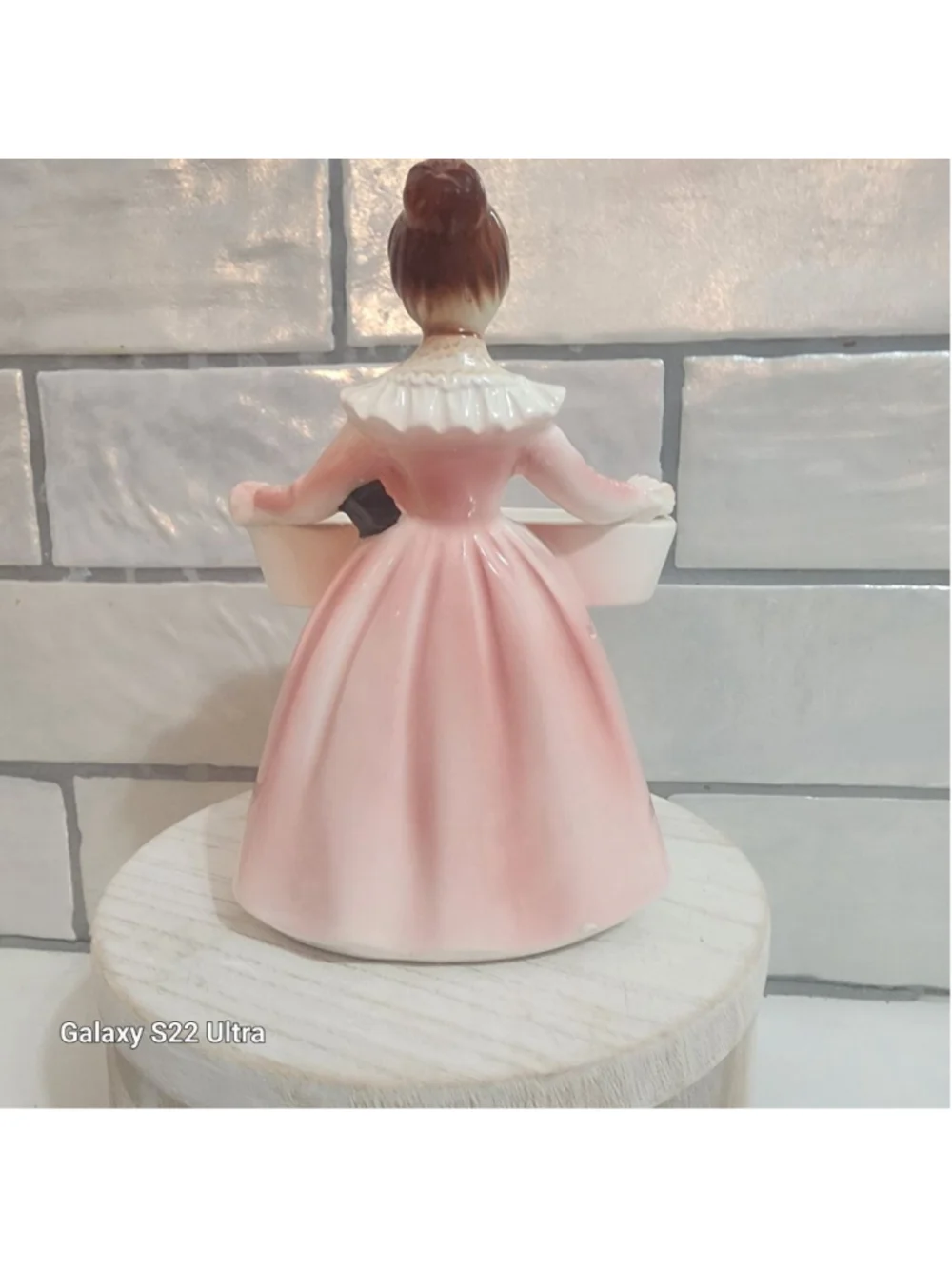 Mother's Pink and White Ceramic Scouring Pad Holder